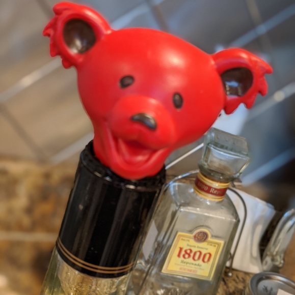 Grateful Dead Accessories - Grateful Dead Red Bear Bottle Stopper